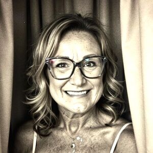 Meet your Posher, Ami